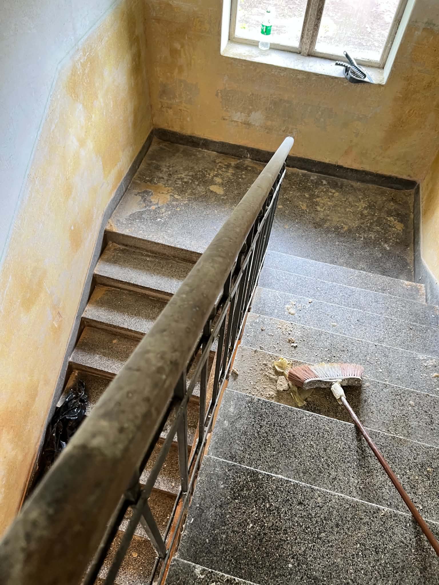 Schodiště během prací